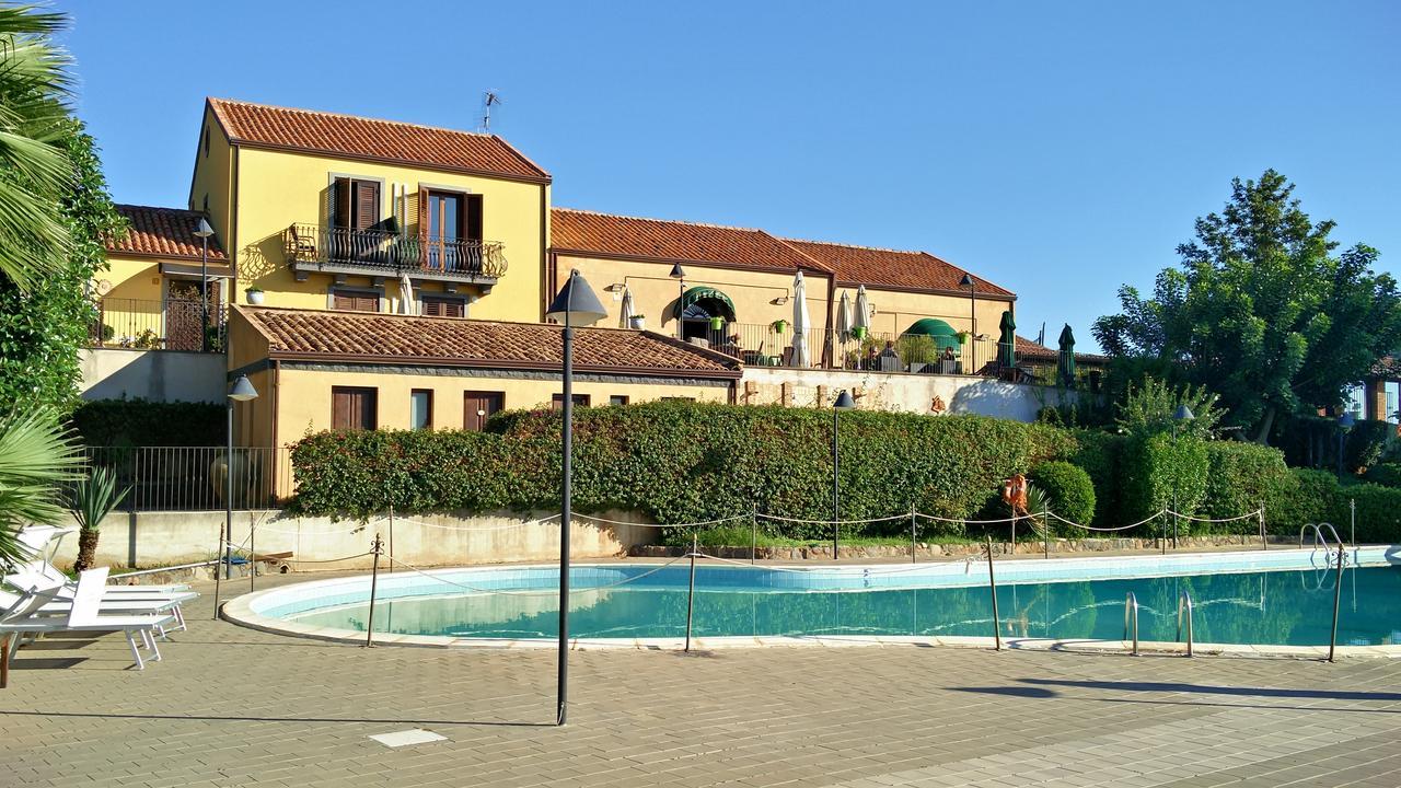 Serra San Biagio Villa Calatabiano Exterior photo