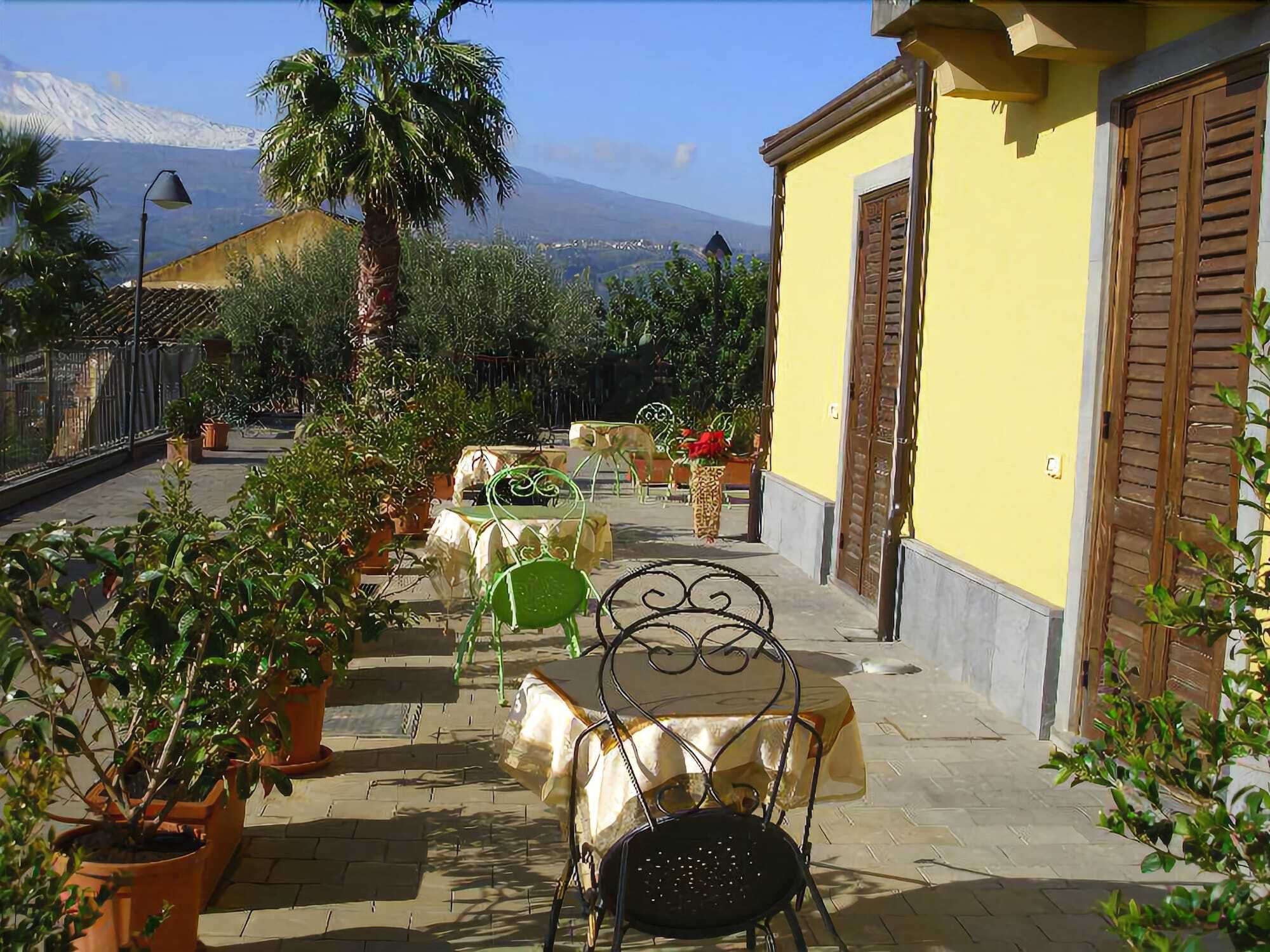 Serra San Biagio Villa Calatabiano Exterior photo